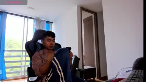 Esteban online show from 10/18/25, 08:20