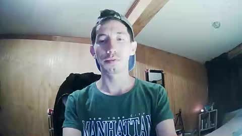 Snapshot of stevenbrookless chatting on 12/17/25, 02:06 Steve online show from 12/17/25, 02:06