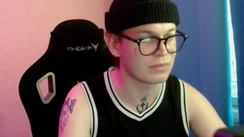 Snapshot of stevenspirs chatting on 11/14/25, 05:50 Steve online show from 11/14/25, 05:50