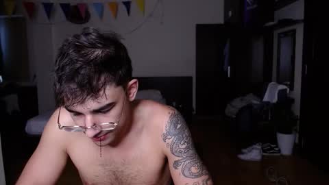 Alex   online show from 09/25/25, 10:08