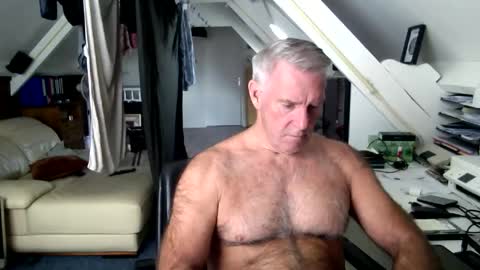 stevetwo online show from 09/22/25, 11:23