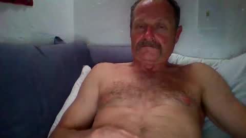 steviehard7 online show from 10/07/25, 07:05