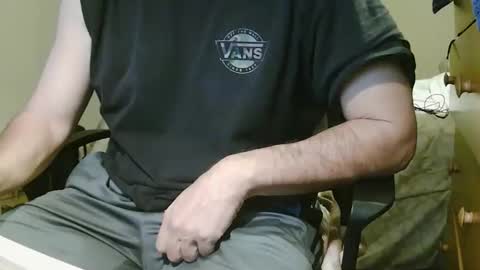 Chillguy online show from 10/29/25, 04:48