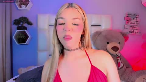 Steisee Reyes online show from 11/02/25, 10:34