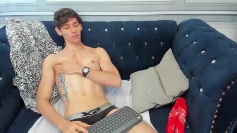 Snapshot of sthefan_salvatore chatting on 03/03/25, 05:29 STEFAN online show from 03/03/25, 05:29