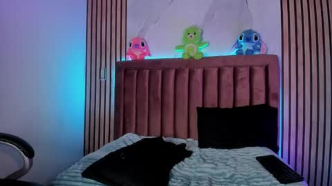 Sthepano  online show from 04/15/26, 03:35