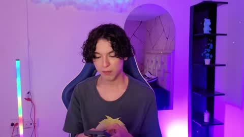 Snapshot of sthepanodimonaco chatting on 05/27/26, 03:36 Sthepano online show from 05/27/26, 03:36