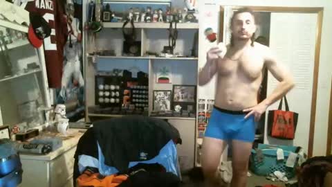 Snapshot of stickey4areason chatting on 11/06/25, 03:18 stickey online show from 11/06/25, 03:18