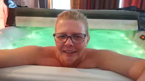 Stickywethoney online show from 04/23/26, 12:29