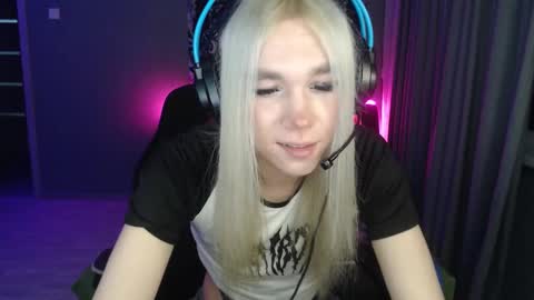 Steve online show from 12/03/25, 06:39