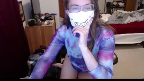 sting_ray111 online show from 12/10/24, 01:43