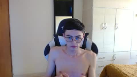 Snapshot of stiv_grant chatting on 01/28/25, 07:42 stiv_grant online show from 01/28/25, 07:42