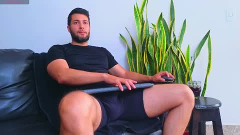Stiven Montiel online show from 05/27/26, 12:35