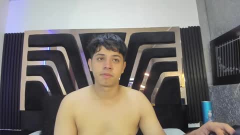 Steven Pooh online show from 12/24/24, 02:12