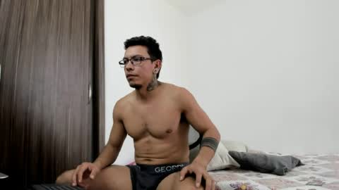 Snapshot of stiven_trainer chatting on 07/08/26, 03:16 stiven_trainer online show from 07/08/26, 03:16