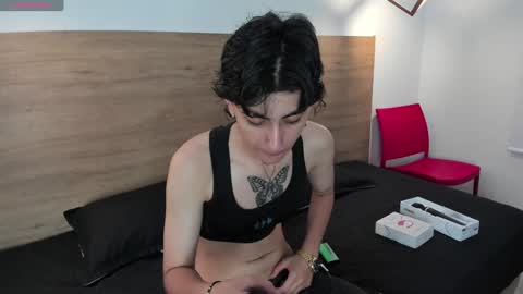 Snapshot of stivenbenet1 chatting on 01/04/25, 12:16 stivenbenet1 online show from 01/04/25, 12:16