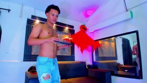 friends online show from 10/15/25, 04:01