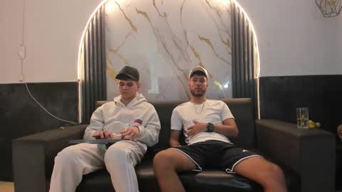 friends online show from 03/05/26, 05:14