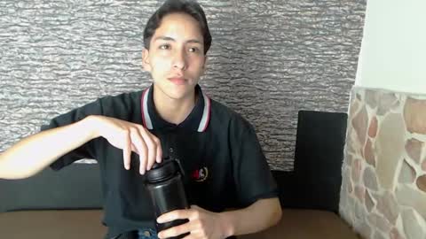 stivenluke online show from 02/18/25, 03:42