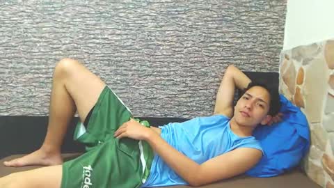 stivenluke online show from 02/18/25, 06:48