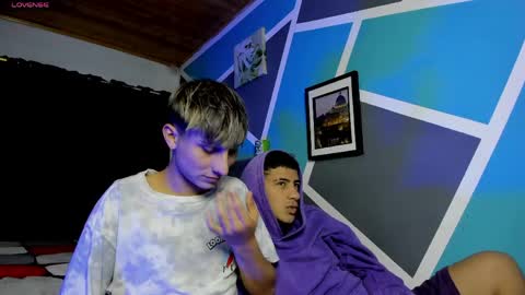 Stiven  online show from 04/18/26, 04:38