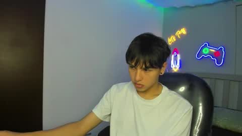 Stiwen online show from 09/27/25, 01:05