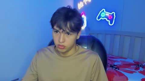 Stiwen online show from 10/06/25, 01:08