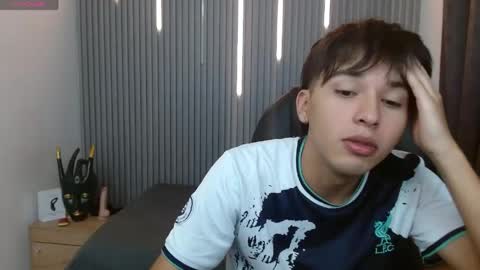 Stiwen online show from 04/23/26, 03:14