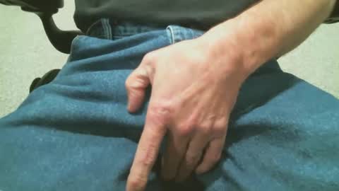 Snapshot of stlhammer68 chatting on 09/30/25, 07:19 stl hammer online show from 09/30/25, 07:19