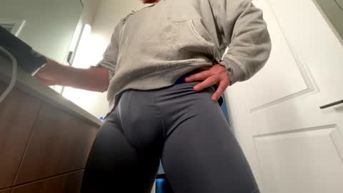 stlhotwifeguy online show from 10/06/25, 05:21