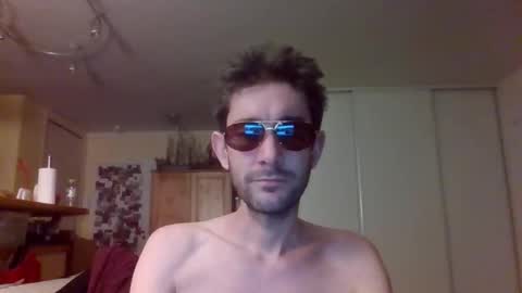 Julien9477 online show from 10/26/25, 10:47