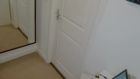 Snapshot of stockings_stockings chatting on 06/07/26, 06:00 stockings_stockings online show from 06/07/26, 06:00