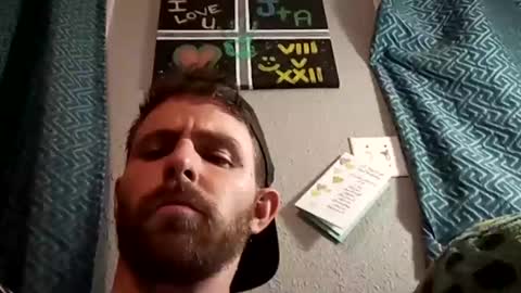 Oval2022 online show from 12/04/24, 08:01