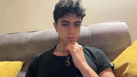 Stolas online show from 02/14/26, 01:13