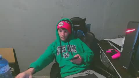 stonedpanda77 online show from 12/21/24, 01:26