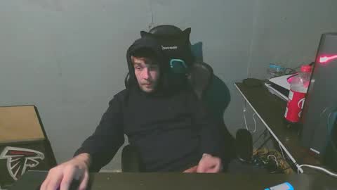 stonedpanda77 online show from 12/30/24, 05:04