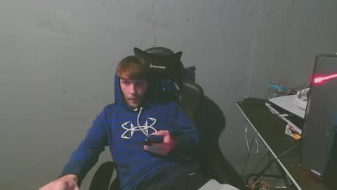 stonedpanda77 online show from 01/11/25, 04:16