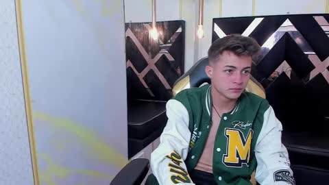 stonne69 online show from 02/25/25, 06:53