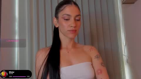 Snapshot of stonned_candy chatting on 02/23/25, 07:07 Liz online show from 02/23/25, 07:07