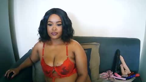 Snapshot of stormie955 chatting on 12/23/24, 06:44 stormie955 online show from 12/23/24, 06:44