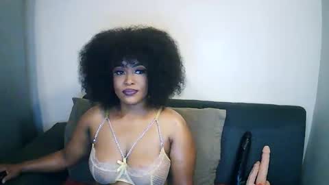 Snapshot of stormie955 chatting on 01/23/25, 01:19 stormie955 online show from 01/23/25, 01:19