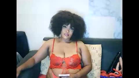 Snapshot of stormie955 chatting on 02/01/25, 02:05 stormie955 online show from 02/01/25, 02:05