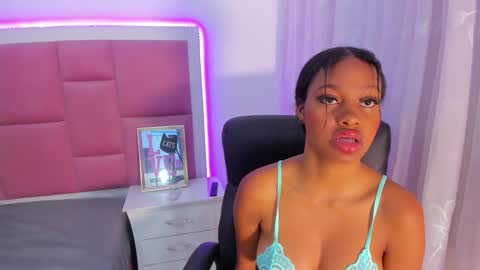 Sweety Stormi  online show from 12/05/24, 01:38
