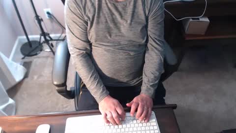 Snapshot of stormy6569 chatting on 02/21/25, 03:21 Stormy6569 online show from 02/21/25, 03:21