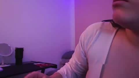 Snapshot of stormy_sweet31 chatting on 10/17/25, 05:10 Storm Sweet online show from 10/17/25, 05:10