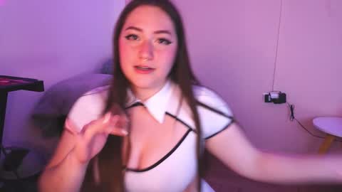 Snapshot of stormy_sweet31 chatting on 10/22/25, 11:15 Storm Sweet online show from 10/22/25, 11:15