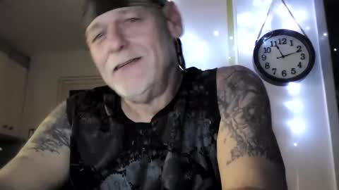 Snapshot of stormynorm14 chatting on 01/12/25, 04:10 stormynorm14 online show from 01/12/25, 04:10