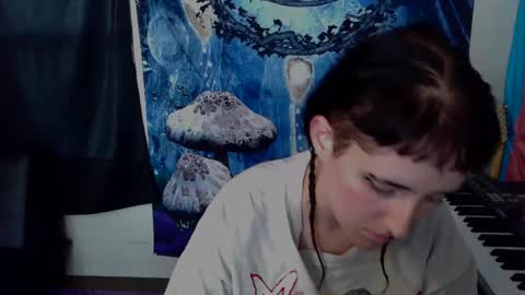 Snapshot of stormythunder chatting on 11/13/25, 06:07 Stormythunder online show from 11/13/25, 06:07