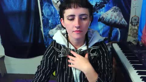 Snapshot of stormythunder chatting on 11/24/25, 06:40 Stormythunder online show from 11/24/25, 06:40