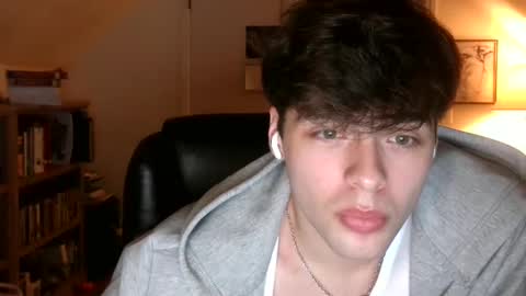 str11111 online show from 02/05/25, 01:58